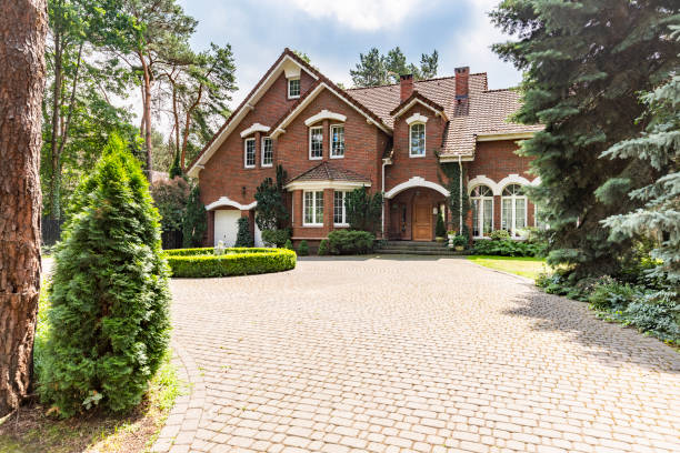 Best Residential Driveway Paver Services  in Mobile, AL